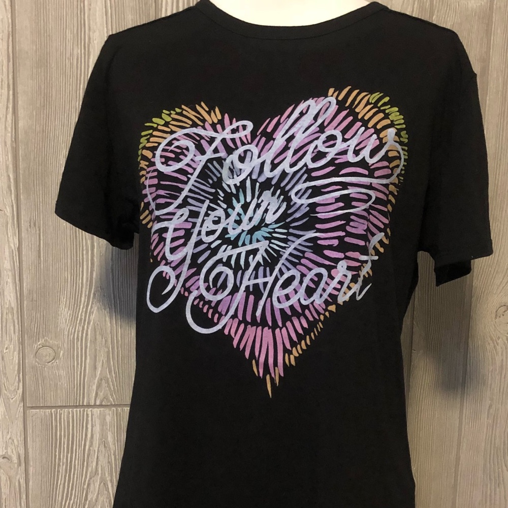 LuLaRoe logo shirt